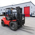 Hyder 4WD Rough Terrain Diesel Forklift Trucks 3ton